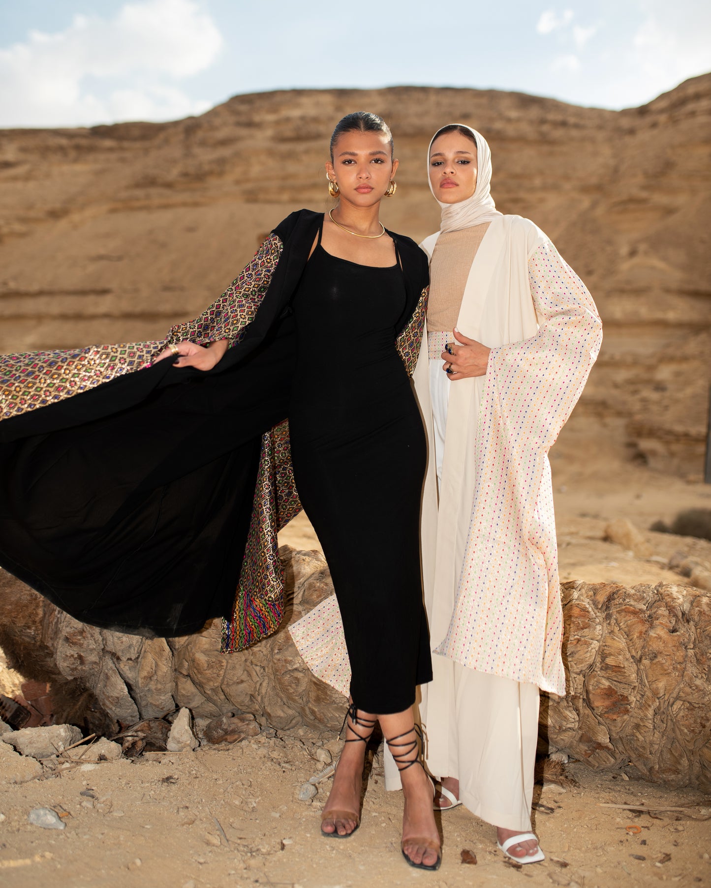 DIRA INDIAN KAFTAN IN BLACK