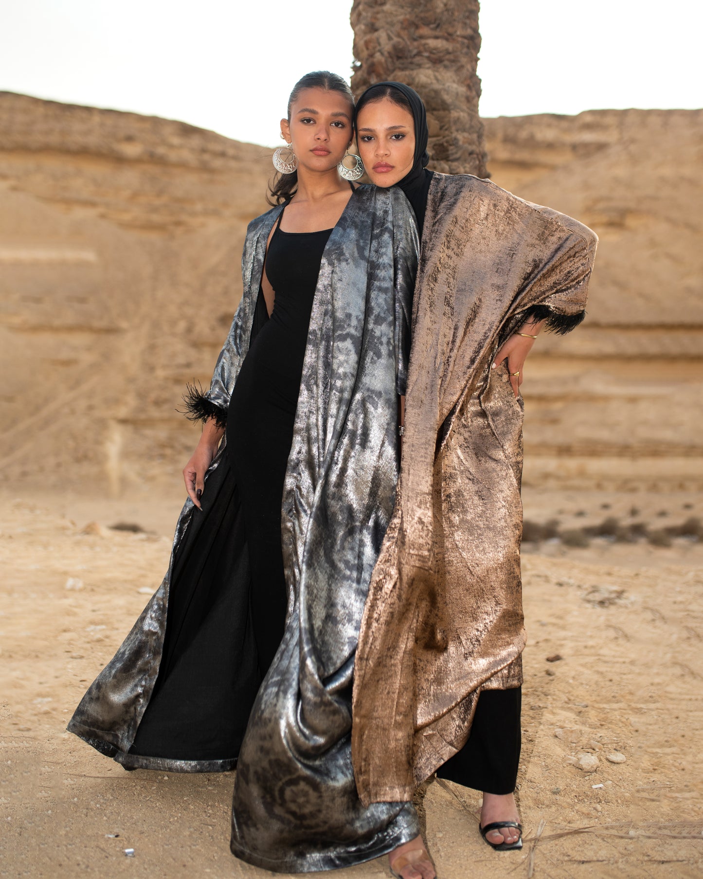 LAYALI SHIMMER ABAYA IN CHAMPAGNE