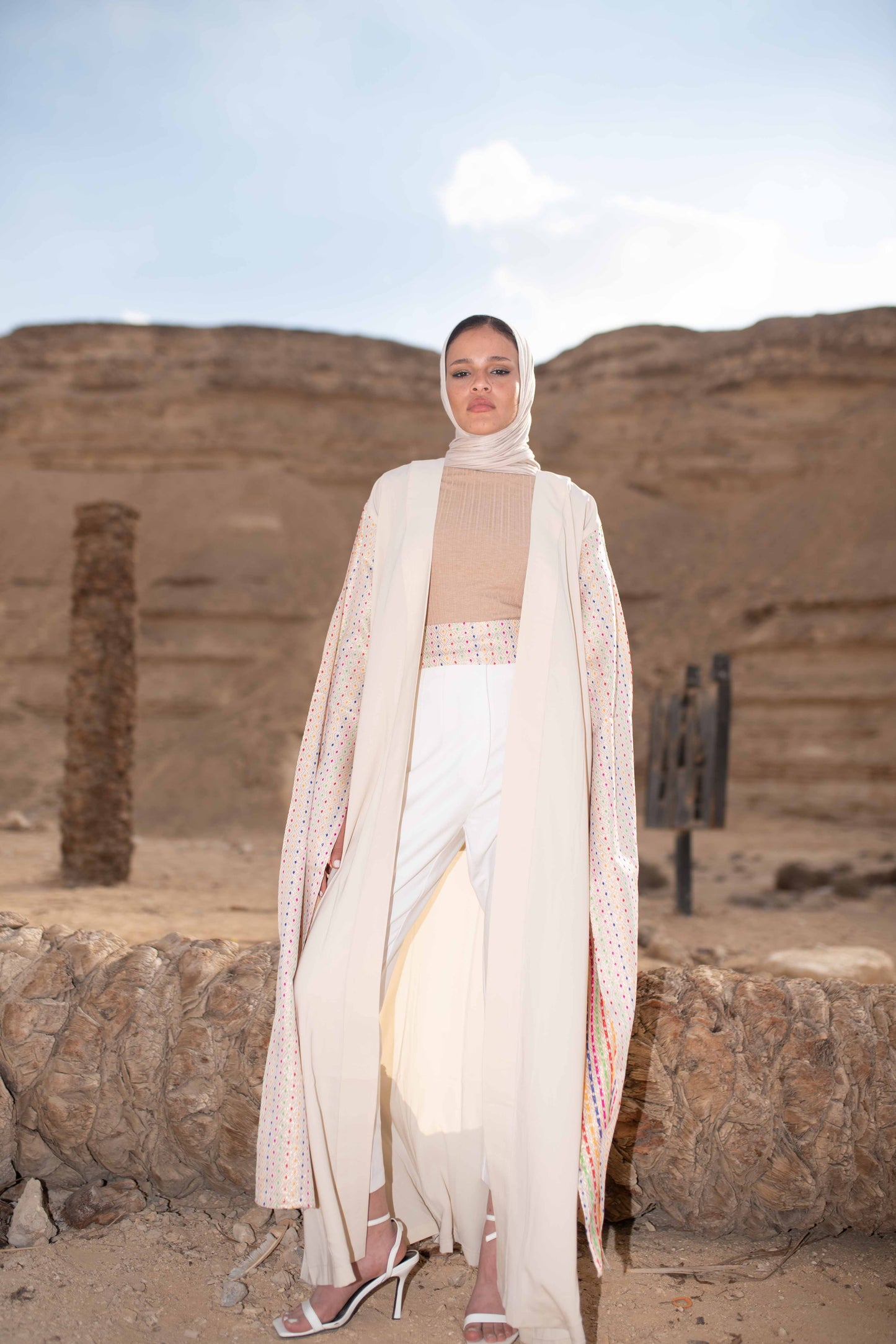 DIRA INDIAN KAFTAN IN BEIGE