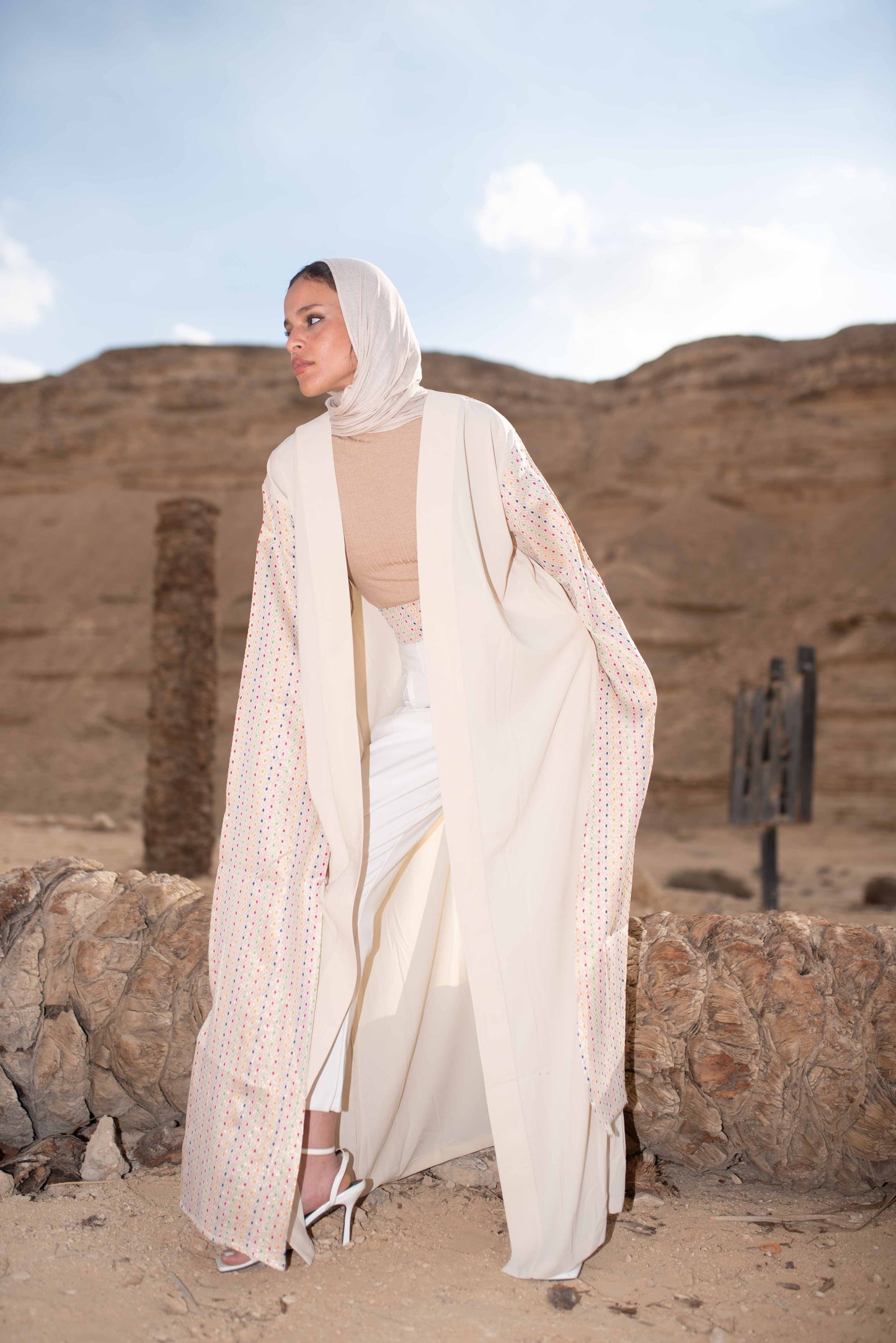 DIRA INDIAN KAFTAN IN BEIGE